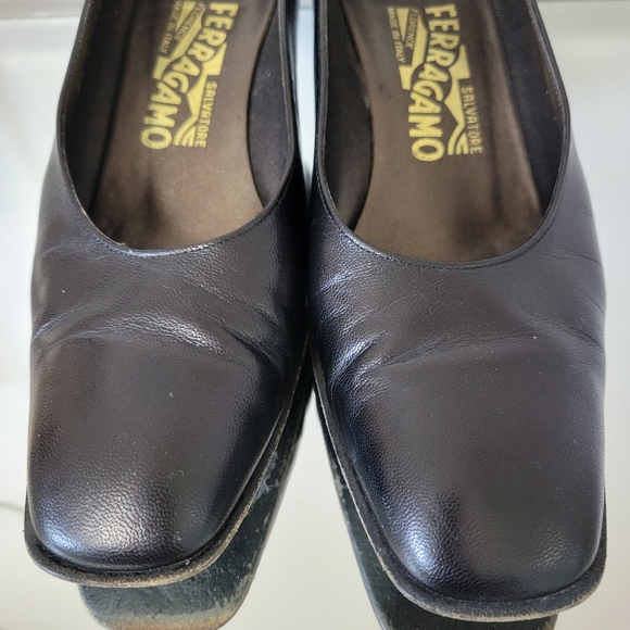 Salvatore Ferragamo Vintage Classic Square Toe Black Leather Block Heel US 7.5 - Picture 5 of 11